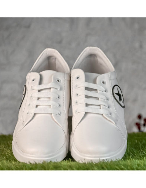 Yala Sneakers White Casual Shoes